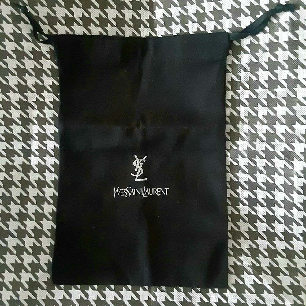 Yves Saint Laurent Black Luxury Accessories Bag